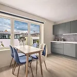 Apartment New Couples In The Heart Of