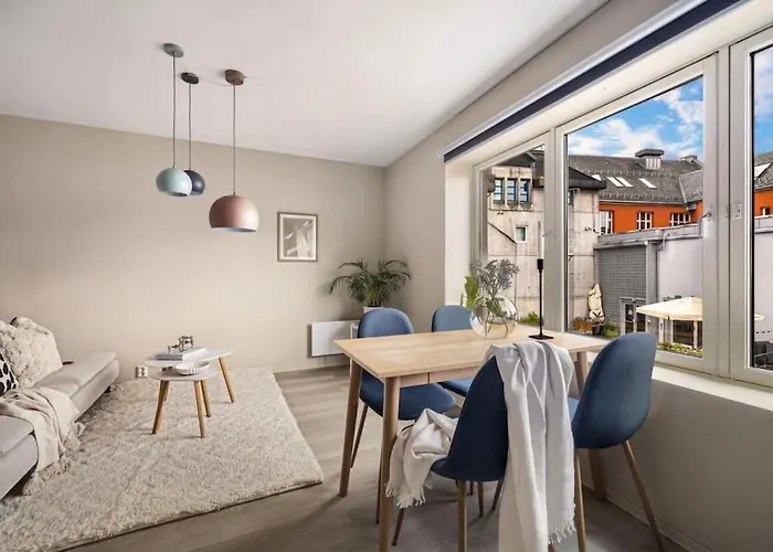 New Couples In The Heart Of Leilighet