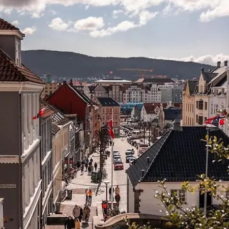 New Couples In The Heart Of شقة برغن