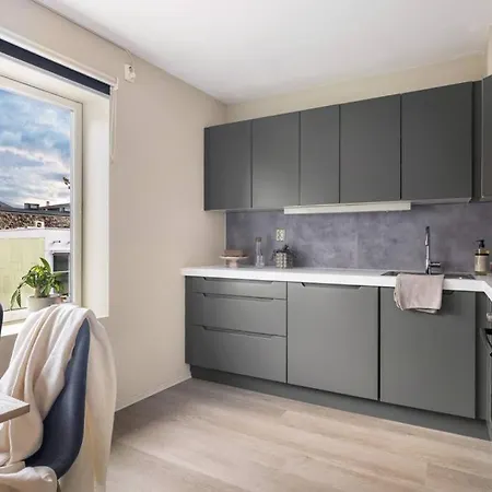 New Couples In The Heart Of