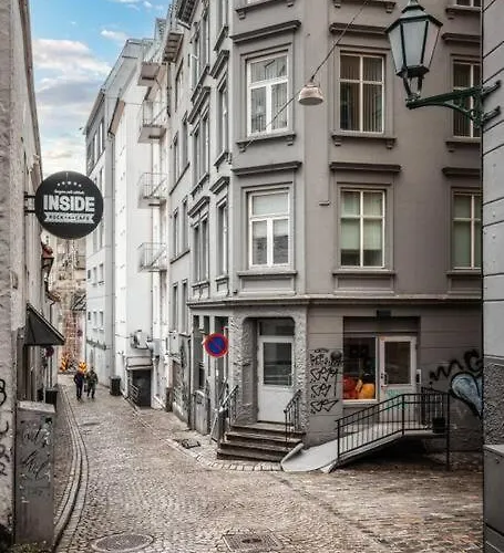 New Couples In The Heart Of Bergen