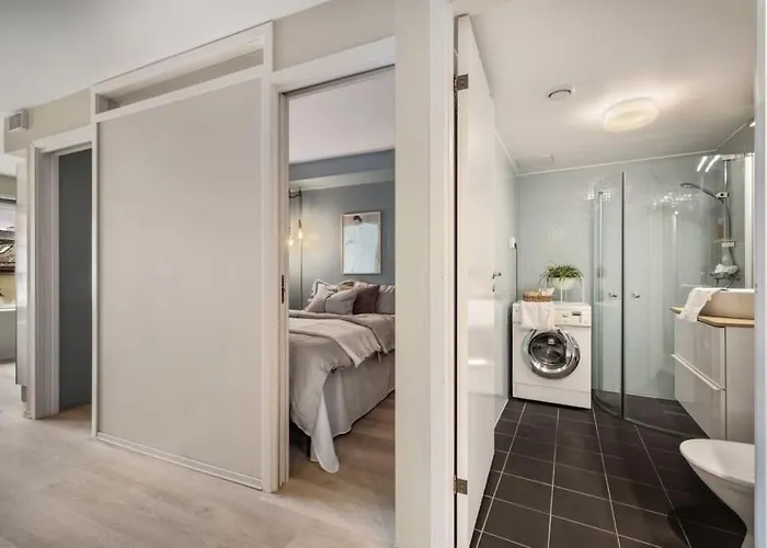 New Couples In The Heart Of Apartament *