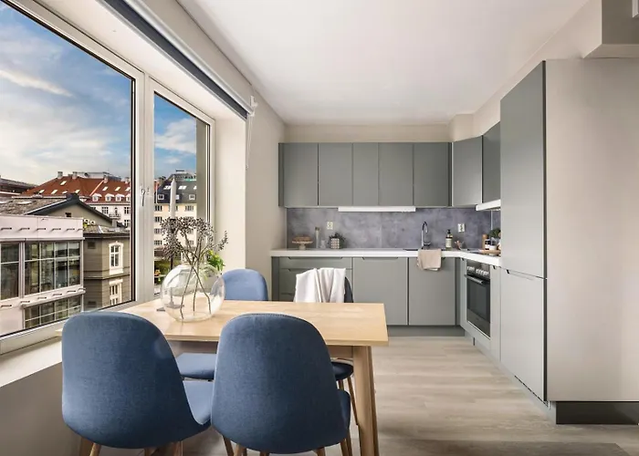 New Couples In The Heart Of Apartament